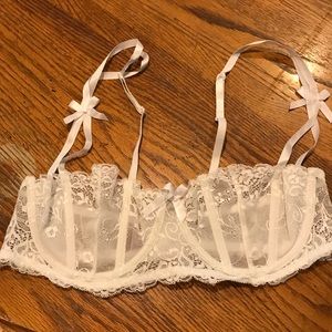 White Shelf Bra